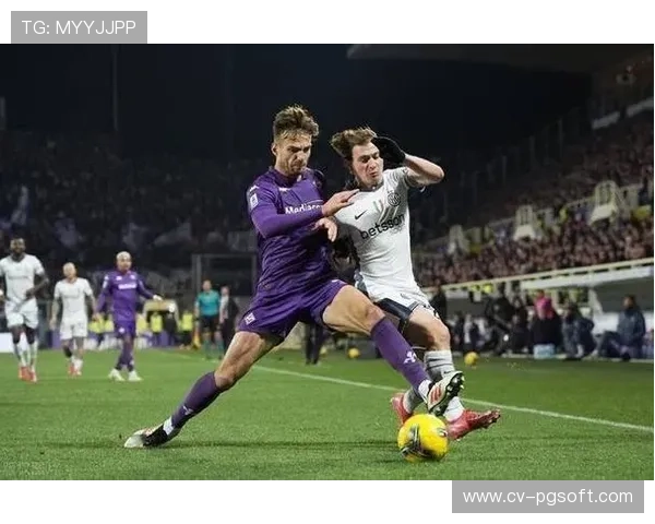 佛罗伦萨客场2-1战胜科莫，拿到宝贵保级三分