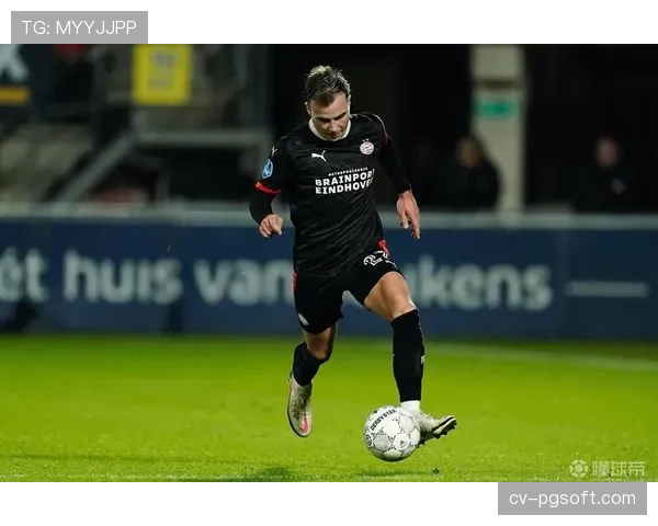 荷甲：埃因霍温提前四轮夺冠，结束阿贾克斯五年统治